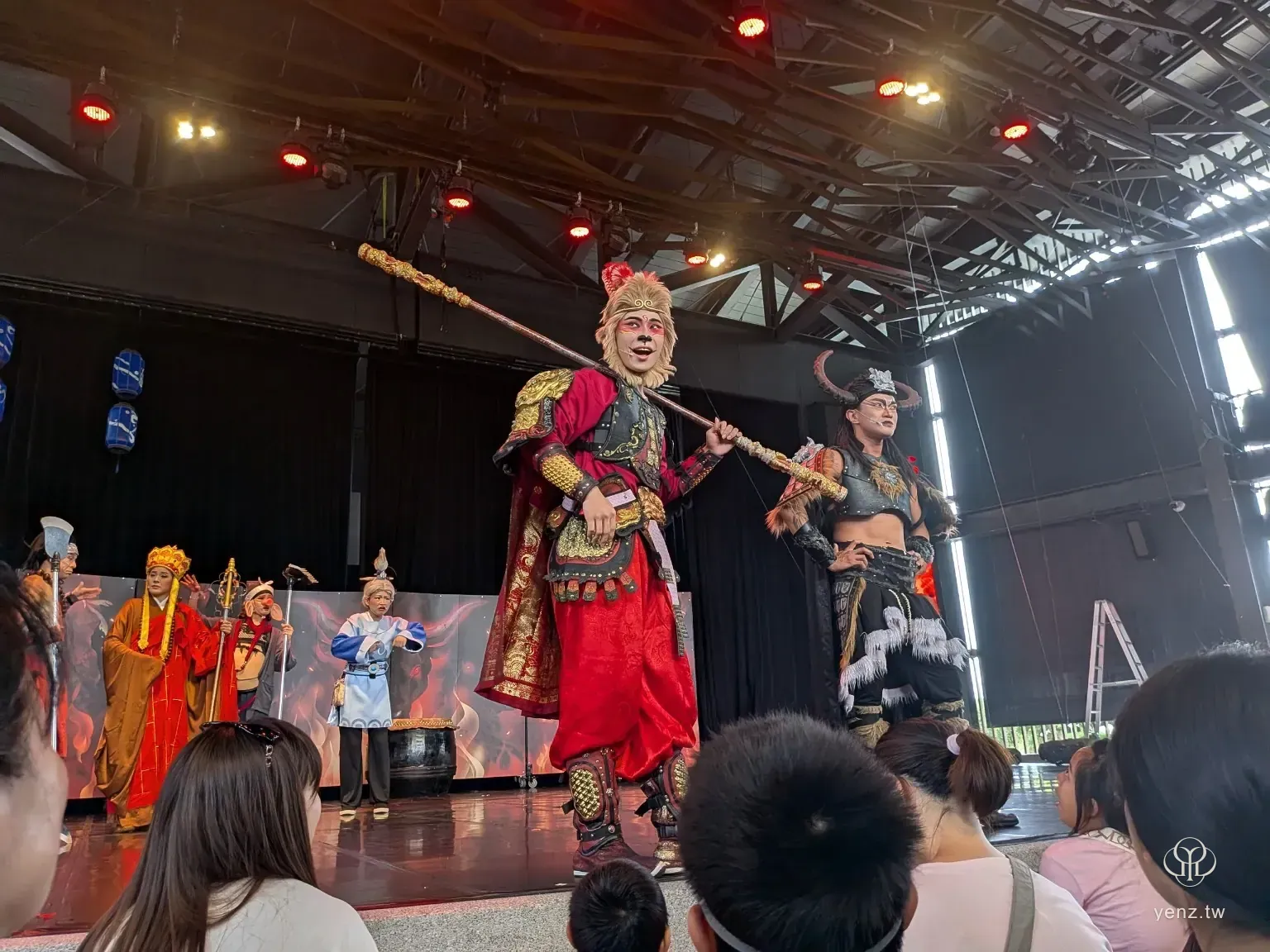 齊天大聖與牛魔王同台對峙